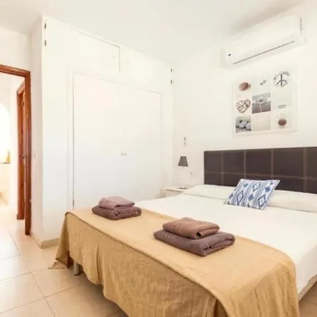 Valeria Cala En Porter (Menorca)